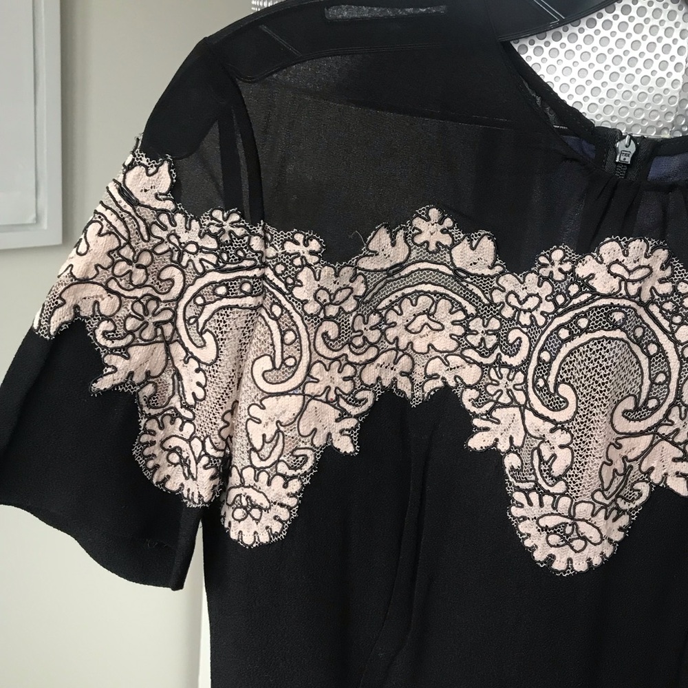 Beautiful Sandro black dress - Picture 4 of 8